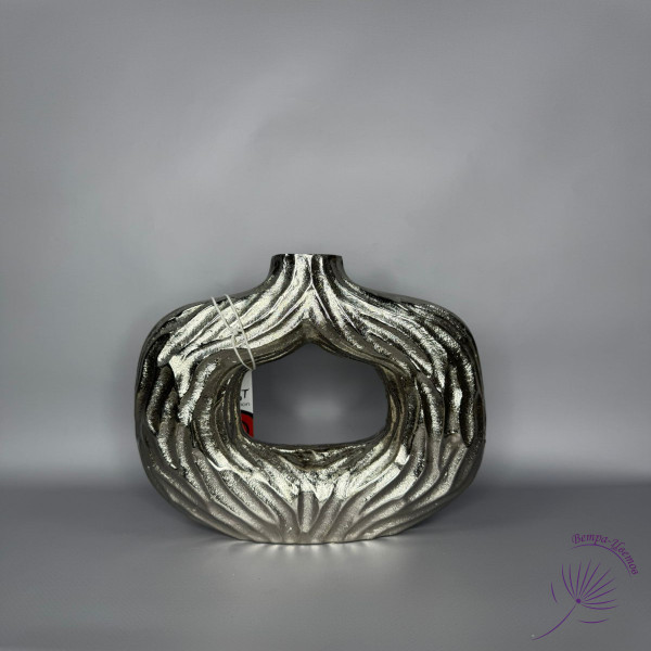 Ваза металл